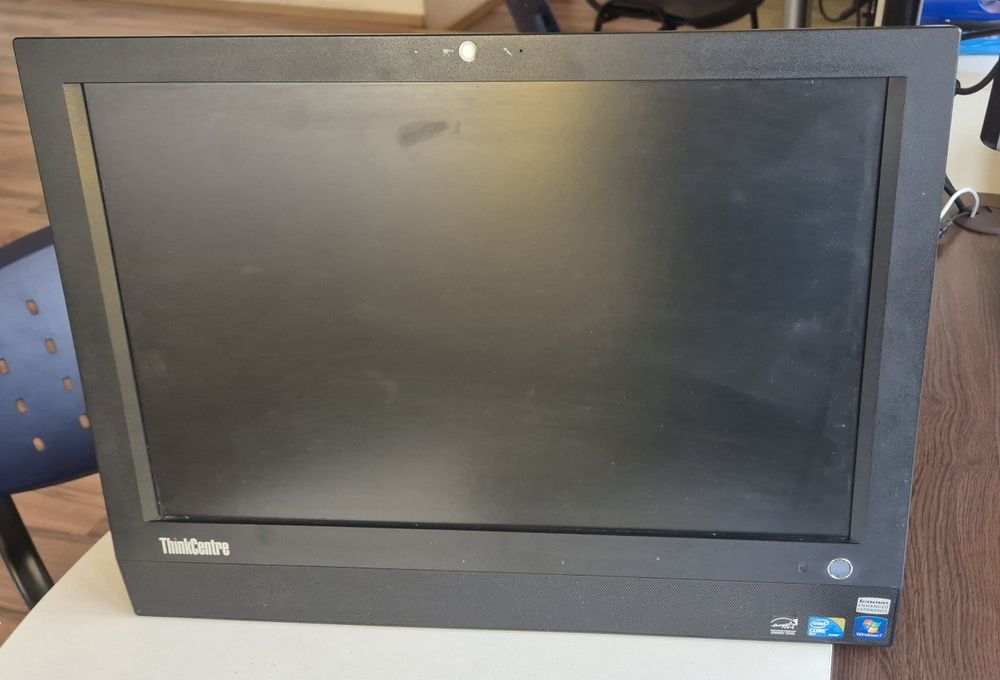 Lenovo ThinkCentre A70z all-in-one pc