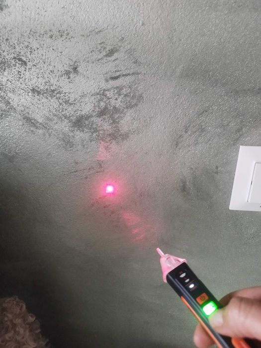 Детектор / тестер за напрежение писалка - 12-1000V AC/DC