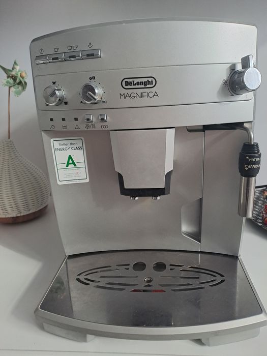 Espresor cafea DeLonghi Magnifica