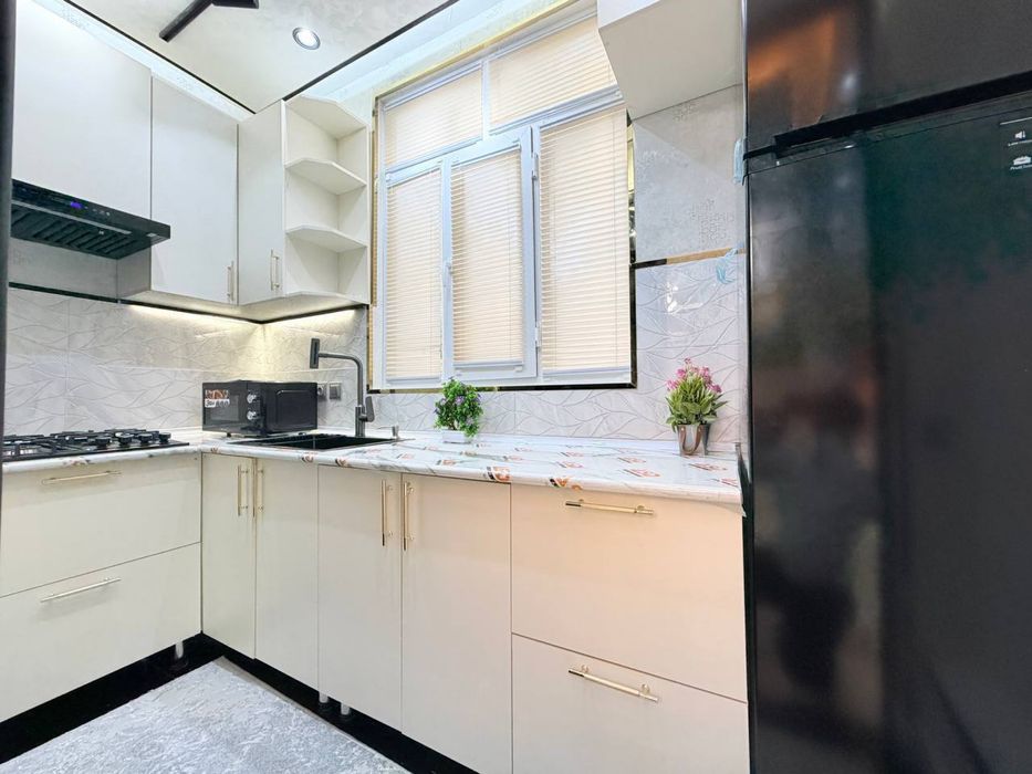 2*3 qlingan hamma mebel tehnikasi bn sotiladi