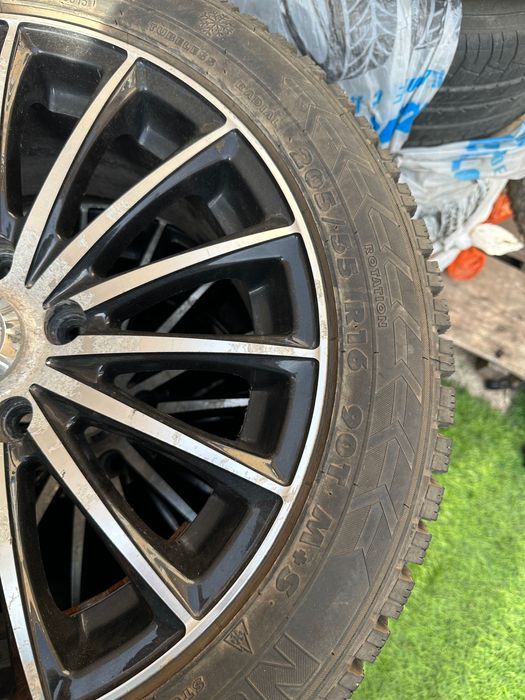 Продам шины на авто