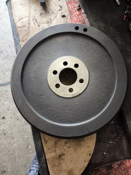 комплект твърд маховик и съединител/ komplekt mahivik i suedinitel