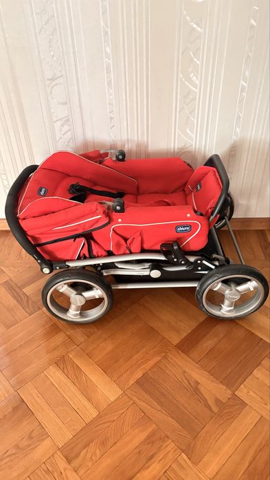 Детская коляска Chicco