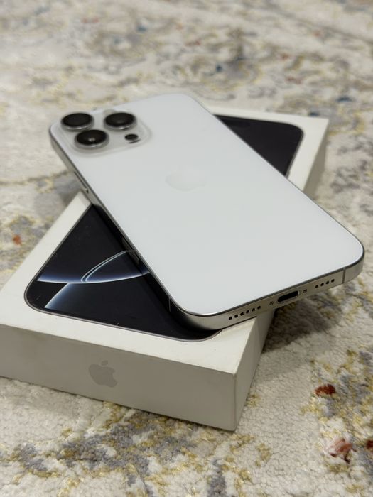iPhone 16 Pro Max 256gb White