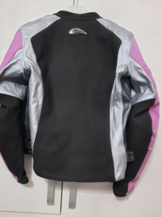 Vand greaca motocicliști