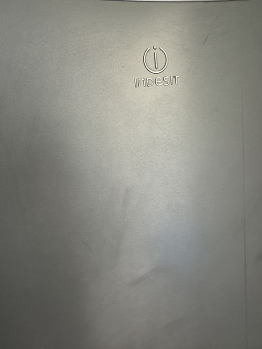 Холодильник сатылады