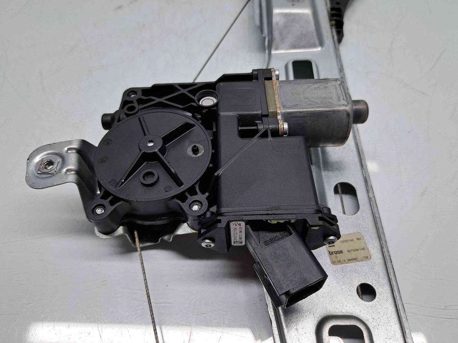 Macara electrica geam dreapta spate Opel Zafira C (E75) Combi [Fabr 20