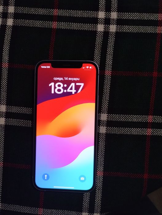 Iphone 12 чист лилав