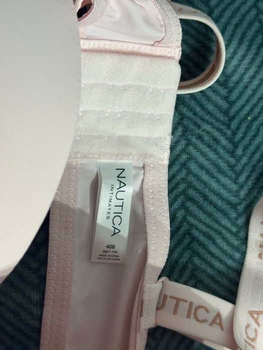 Sutien NAUTICA nou