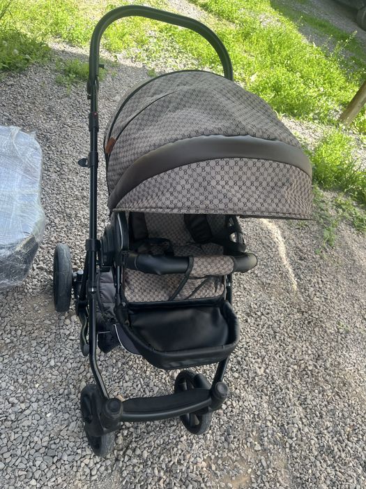 Коляска 2в1 почти новая