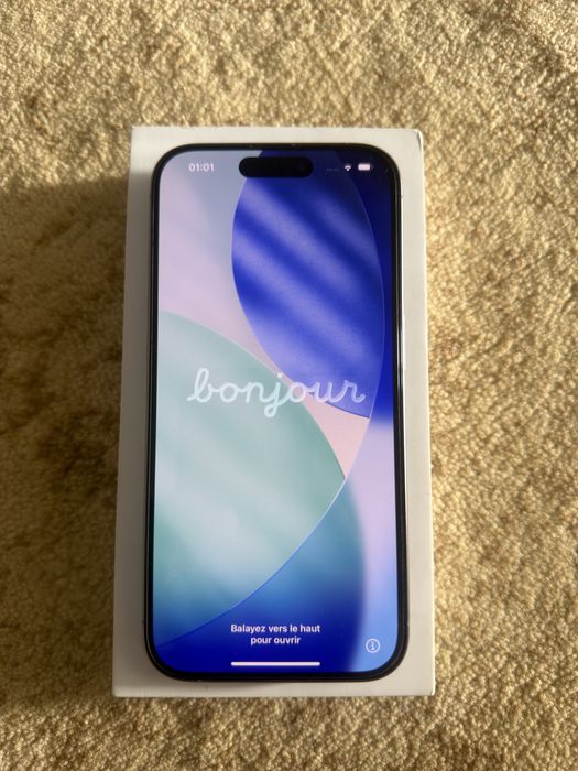 Iphone 15 pro (серый)