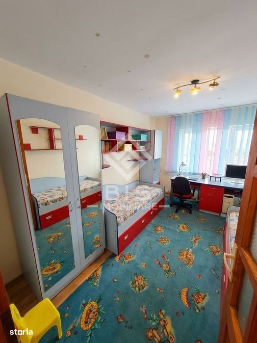 Apartament Generos de 4 Camere în Bistrița – Zonă Centrală