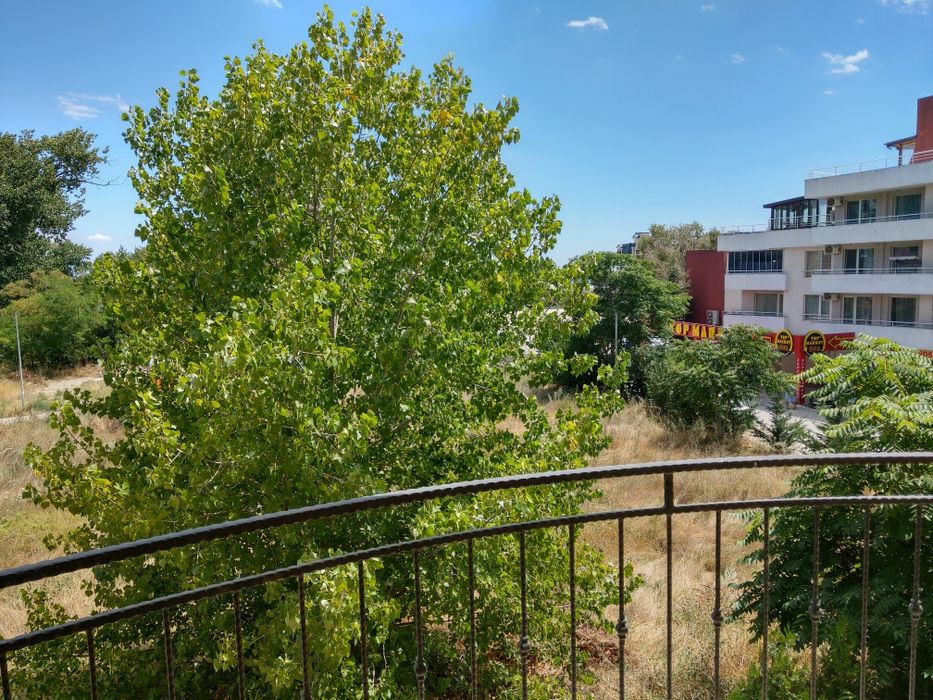 Дава се под наем Тристаен апартамент в с. Кранево, Област Добрич - 67 кв.м за 994.5 € - Снимка #9