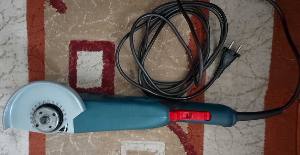 Diblu universal din plastic, cu surub-flex bosch-picamar Hikoki