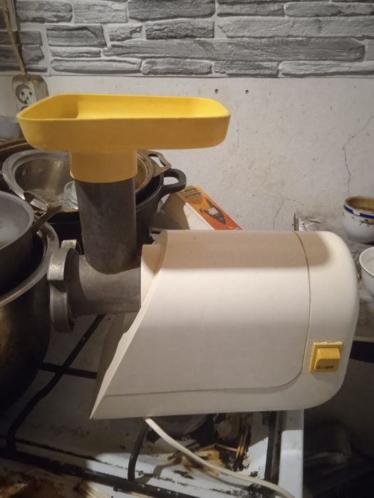 Продам мясорубка.Moulinex. Франция.