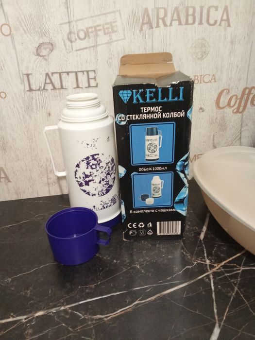 Продам термос стекло.