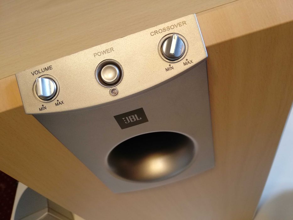 Sistem Boxe JBL model SUB138 (Subwoofer + 5 sateliti) - 100w/Impecabil