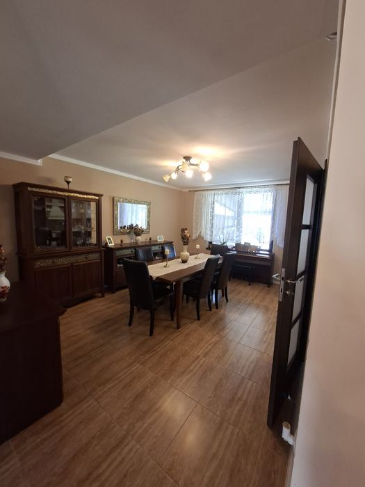 Proprietar, vând vilă în zona Ford - Hamat - Ionumi