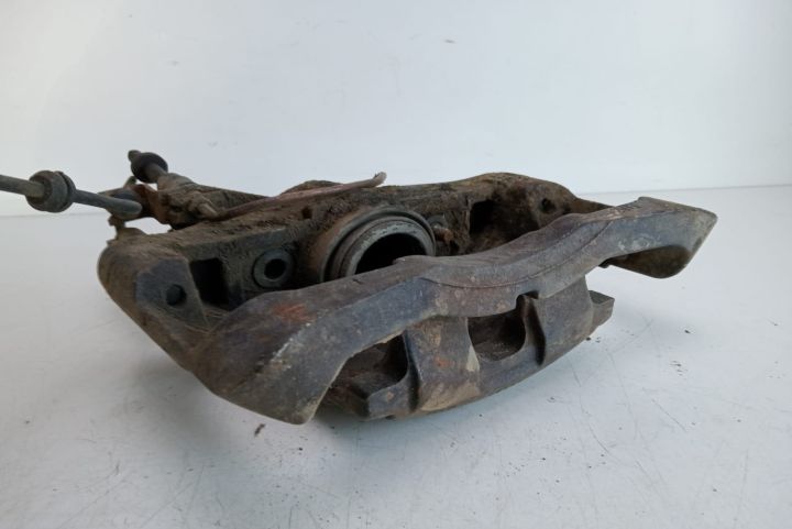 Etrier frana stanga fata Audi A6 4F/C6