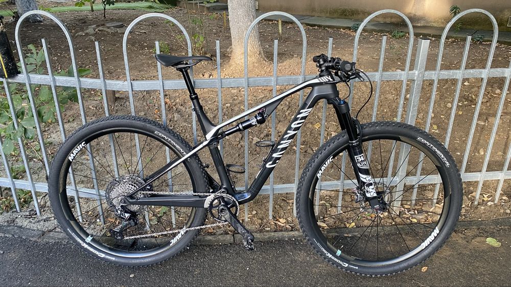 Canyon Lux CF SL 8.0 size M