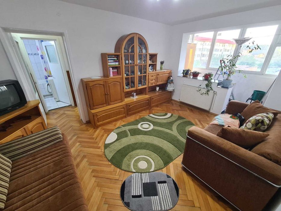 Vanzare apartament 2 camere Campina, str BP Hasdeu