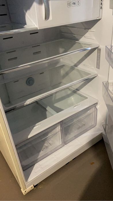 Холодильник Samsung