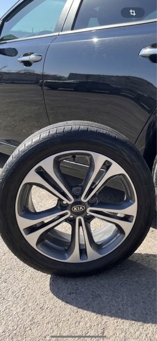 Продаю резину 215/50/17