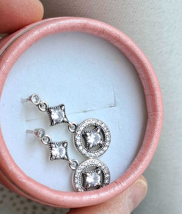 Србърни обици с цирконии