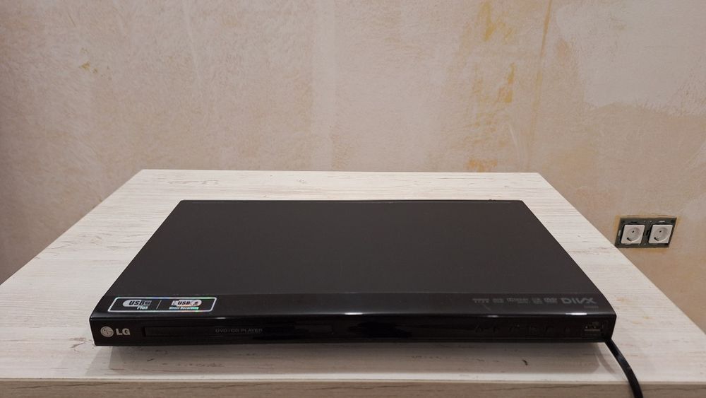 Продам DVD проигрыватель (Астана)