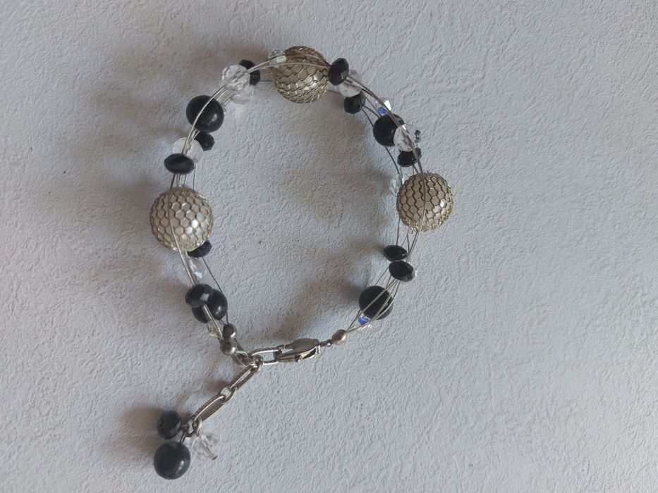 Дамска гривна с перли