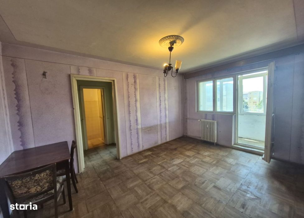 Apartament 3 camere, bloc izolat ,Vlaicu ,etaj intermediar