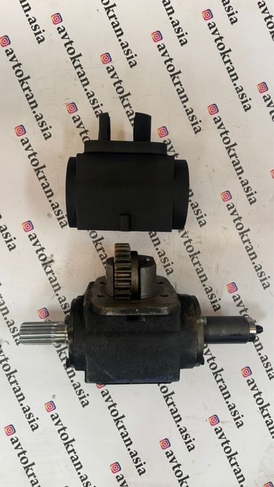 Корпус коробки отбора мощности МАЗ