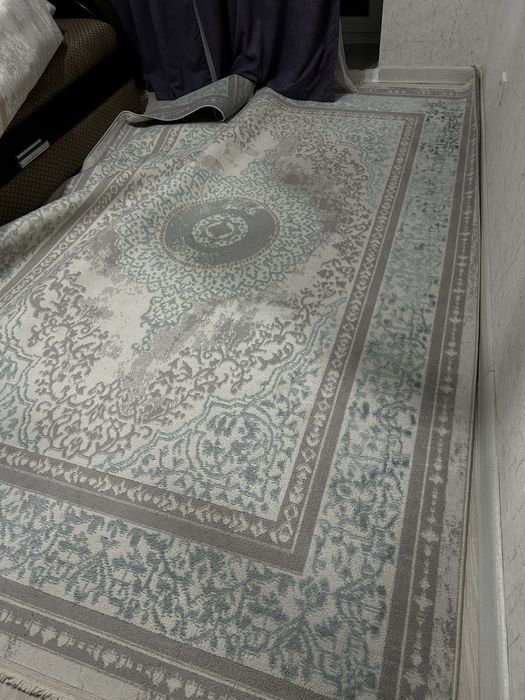 Продам ковер 3х2