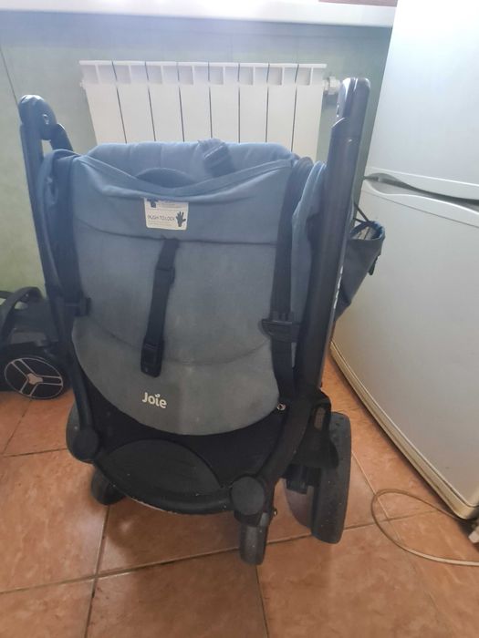 Прогулочная коляска Joie