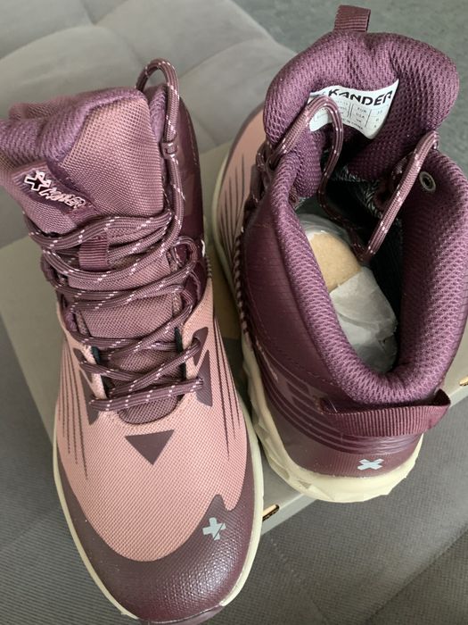 Дамски туристически  обувки