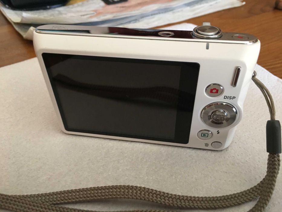 фотоапарат casio exlim EX-ZS50 - модел 2014г.