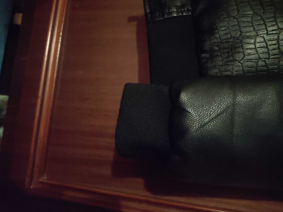 продам мужскую куртку