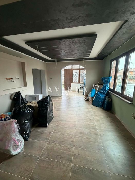 Продава се Къща в с. Бяла река, Област Пловдив - 351 кв.м за 145 €/кв.м - Снимка #1