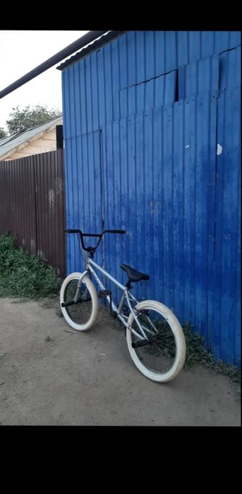 Продам бмх состояние нормальное