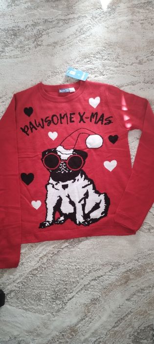 Топъл пуловер с куче