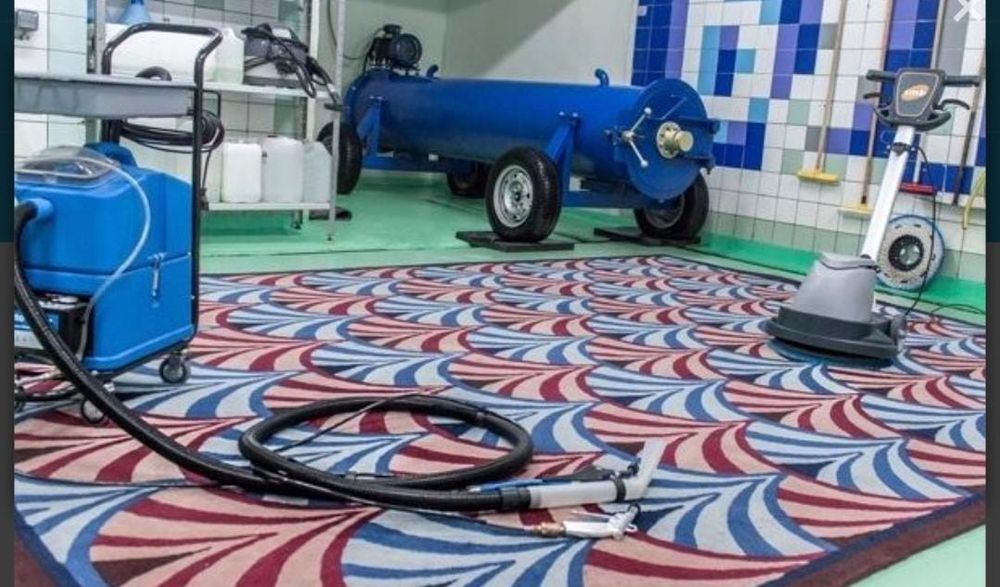 чистка,моика,ковров .вывоз доставка есть