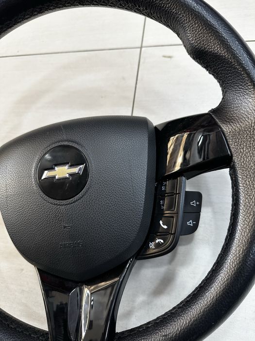 Spark knopkali rul ideal holatda