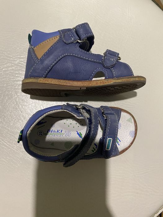 Детские сандалики