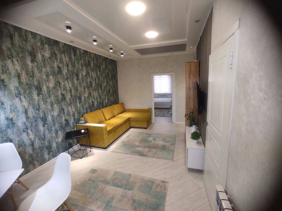 Чиланзар 16 Havas. 2в3 комнатная с ремонтом 1,5/6 - 52м2