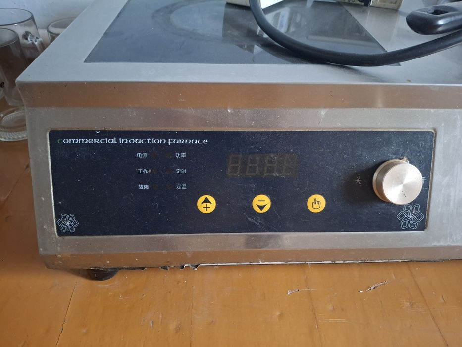 Индукционная плита