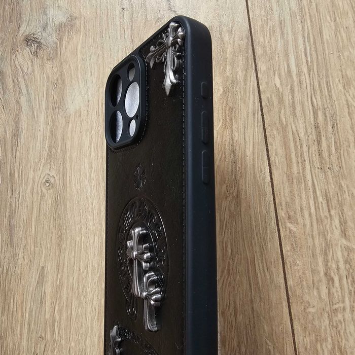 Vand Husa Iphone 15 Pro max Chrome Hearts