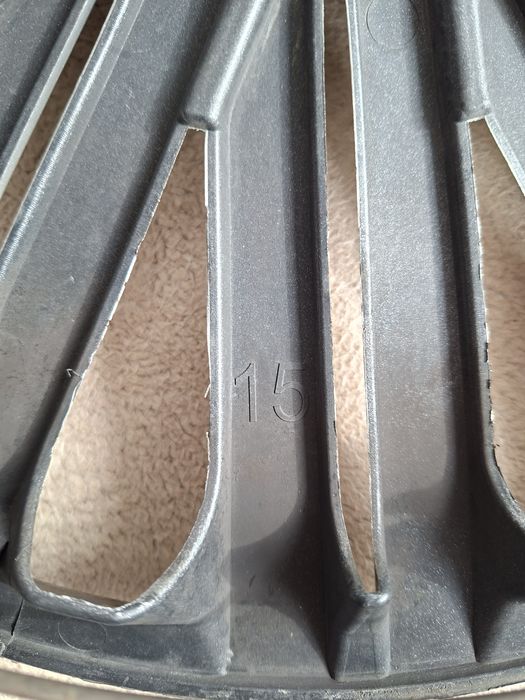 Продам Колпак на 15 дюймов