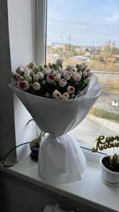 Цветы свежие кус
