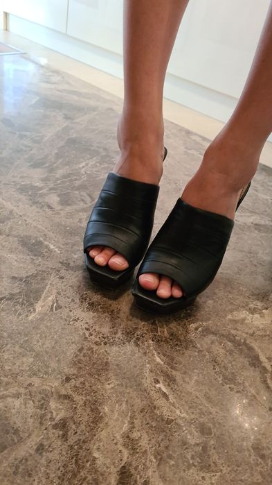 Обувь 2 пары продам