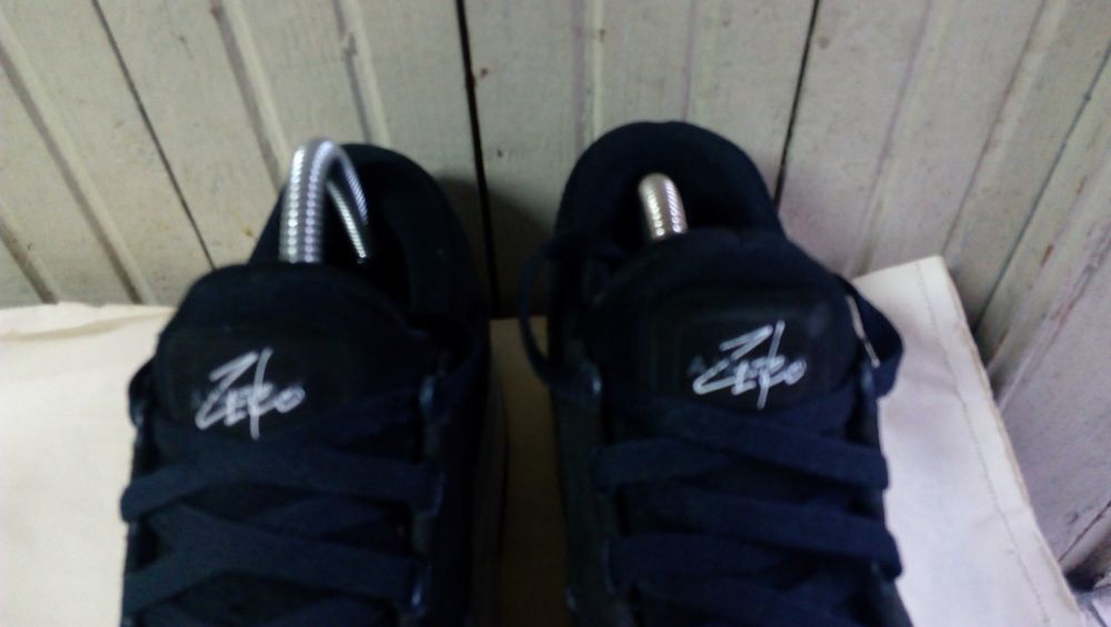 ''NIKE Air Max Zero Se''оригинални маратонки 39 номер